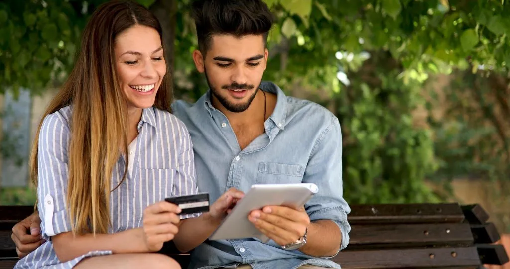 3h33. Com l'agence pour la création de site e-commerce